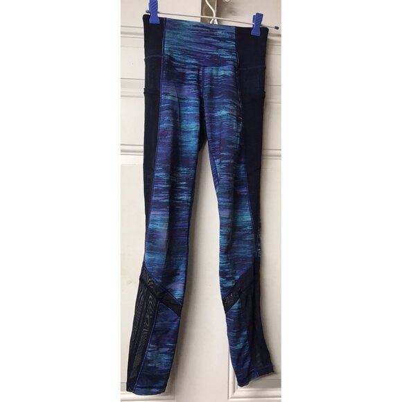 Ivivva by Lululemon Leggings Blue Multi Mesh With Pockets 12 Girls 29” Inseam - Picture 1 of 4